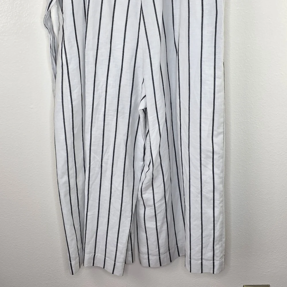 Banana Republic Linen White & Black Stripe Sleeveless Wide Leg Jumpsuit Size 8